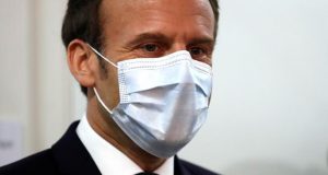 Emmanuel Macron-masque-protection-coronavirus