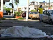 Les morts de Coronavirus dans les rues en Equateur