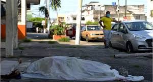 Les morts de Coronavirus dans les rues en Equateur